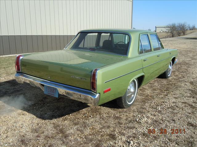 Plymouth Valiant 1972 photo 3