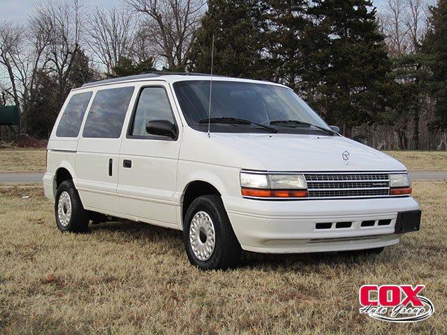 Plymouth Voyager Base MiniVan