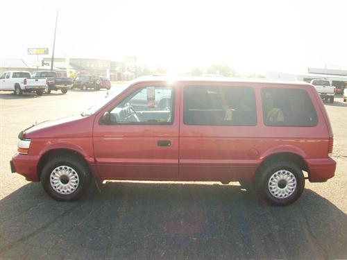 Plymouth Voyager 1995 photo 5