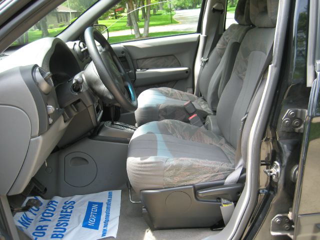 Pontiac Aztek 2003 photo 8