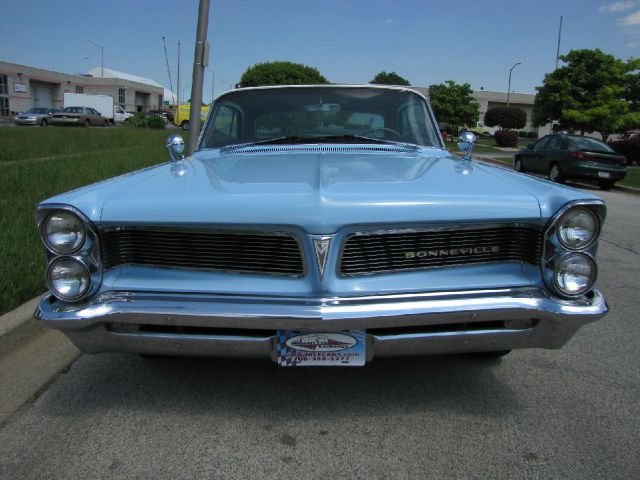 Pontiac Bonneville 1963 photo 22