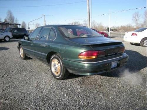 Pontiac Bonneville 1993 photo 2