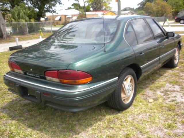 Pontiac Bonneville 1993 photo 5