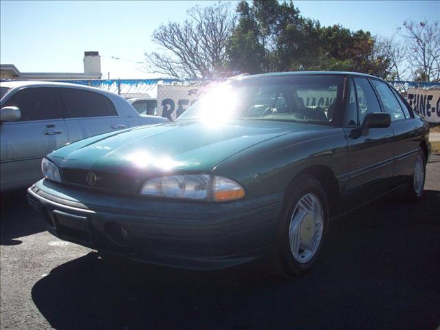 Pontiac Bonneville Unknown Sedan