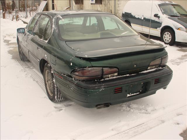 Pontiac Bonneville 1995 photo 2