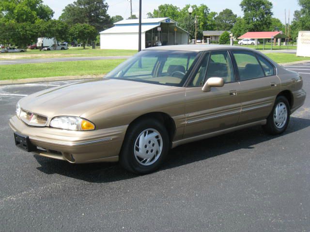 Pontiac Bonneville 1998 photo 5