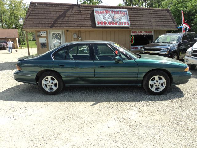 Pontiac Bonneville 1998 photo 2