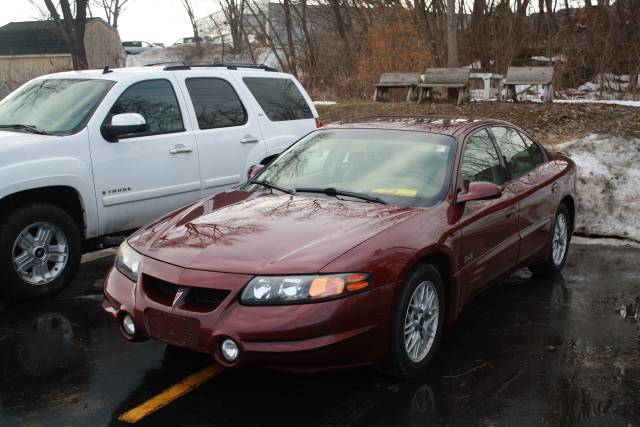 Pontiac Bonneville 2000 photo 3