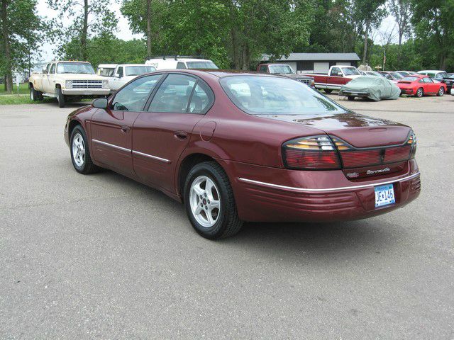 Pontiac Bonneville 2000 photo 4