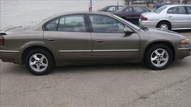 Pontiac Bonneville Unknown Sedan