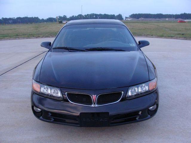 Pontiac Bonneville 2000 photo 2