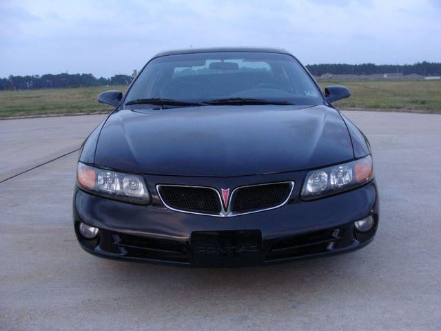 Pontiac Bonneville 2000 photo 3