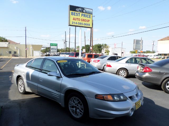 Pontiac Bonneville 2000 photo 1