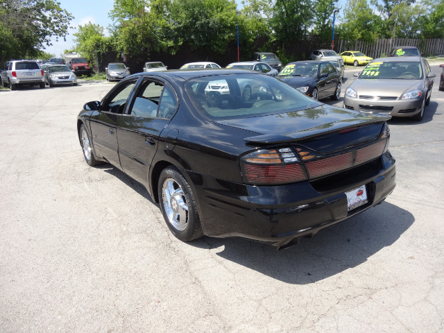 Pontiac Bonneville 4DR Limited AWD Sedan