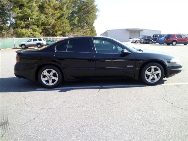 Pontiac Bonneville 4DR Limited AWD Sedan