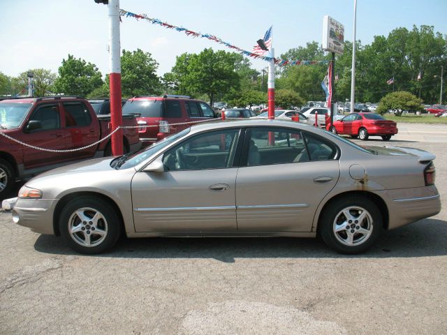 Pontiac Bonneville 2000 photo 3