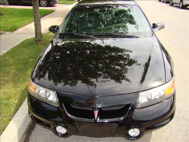 Pontiac Bonneville 2000 photo 2