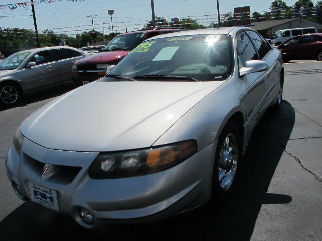 Pontiac Bonneville 2001 photo 4