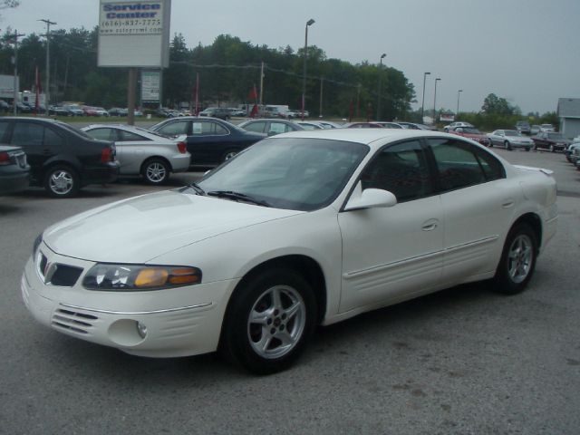 Pontiac Bonneville 2001 photo 6