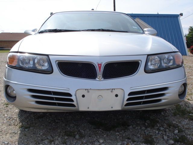 Pontiac Bonneville 2001 photo 22