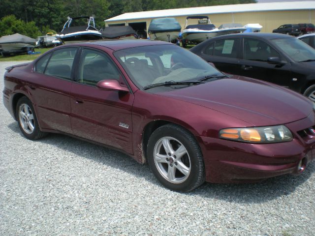 Pontiac Bonneville 2002 photo 13