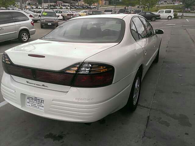 Pontiac Bonneville 2003 photo 1