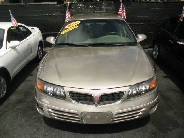 Pontiac Bonneville 2003 photo 1