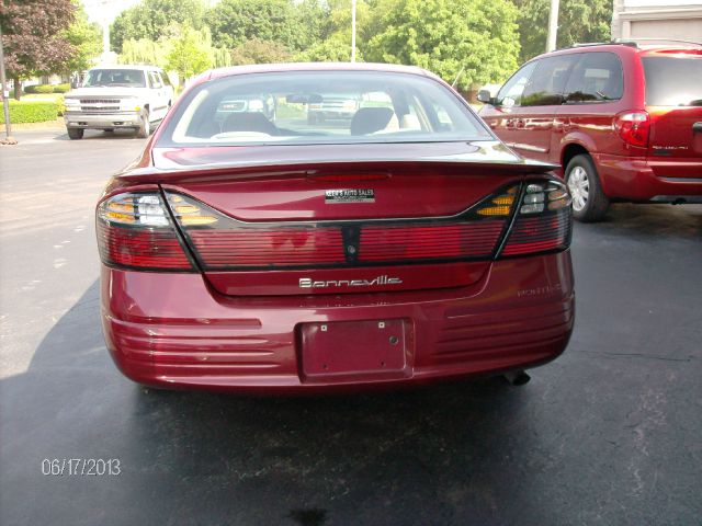 Pontiac Bonneville 2003 photo 3