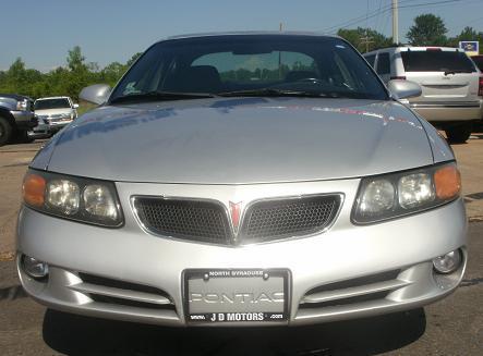 Pontiac Bonneville 2003 photo 1