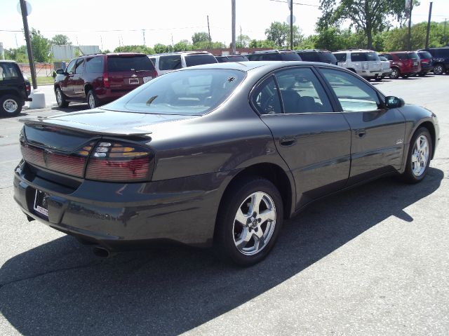 Pontiac Bonneville 2003 photo 15