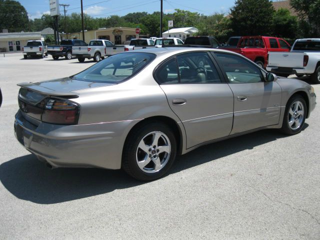 Pontiac Bonneville 2003 photo 1