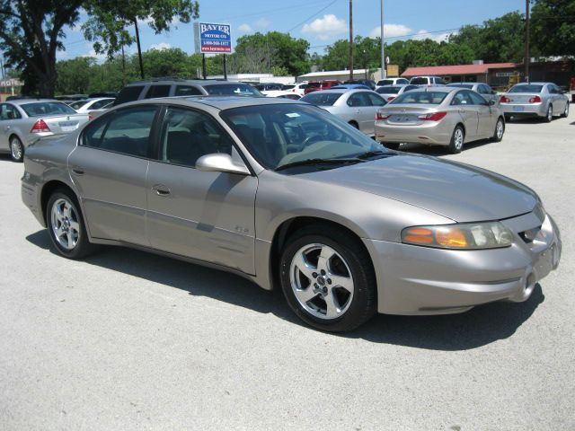 Pontiac Bonneville 2003 photo 4