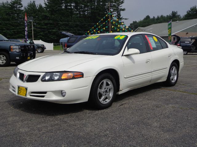 Pontiac Bonneville 2004 photo 3