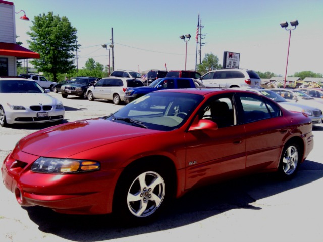 Pontiac Bonneville 2004 photo 7