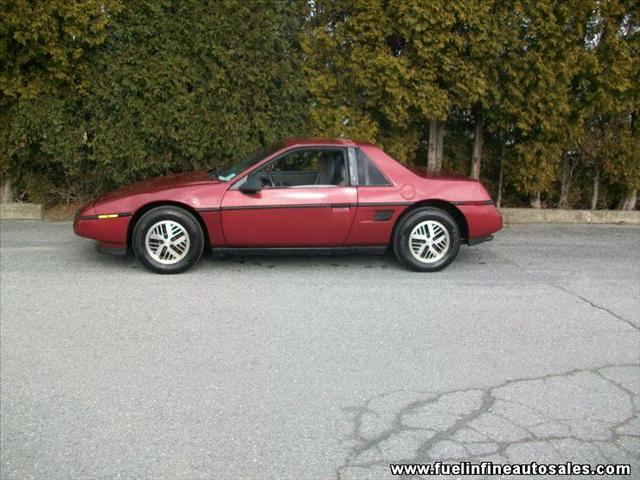 Pontiac Fiero 1987 photo 5