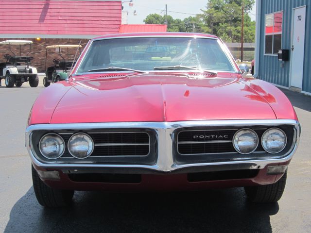 Pontiac Firebird 1968 photo 1