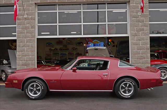 Pontiac Firebird 1975 photo 4