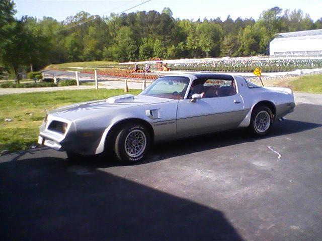 Pontiac Firebird 4dr Sdn V6 CXL Sports Car