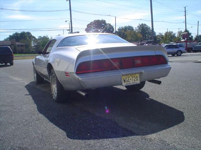 Pontiac Firebird 1979 photo 3