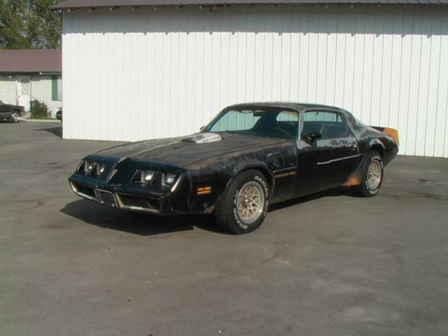 Pontiac Firebird 4dr Sdn V6 CXL Coupe