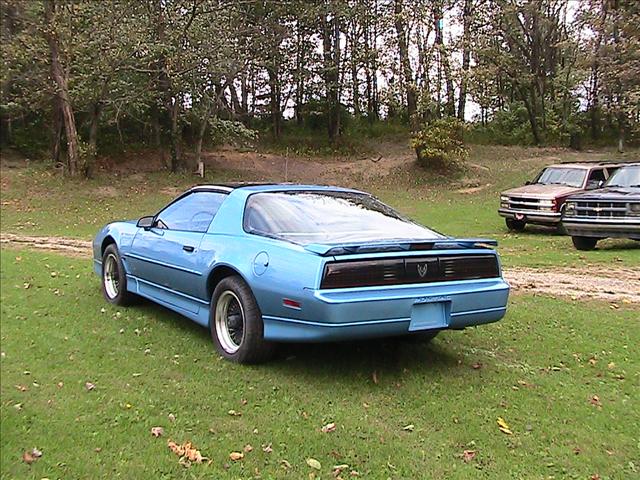 Pontiac Firebird 1988 photo 4