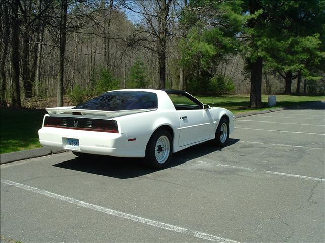 Pontiac Firebird 1988 photo 4