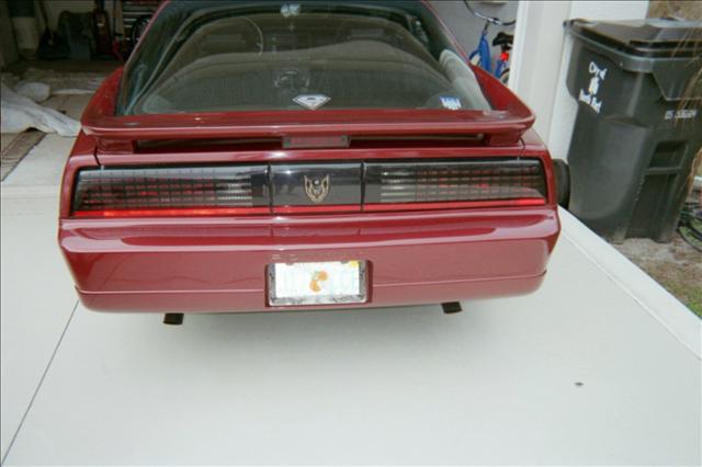 Pontiac Firebird 1988 photo 2