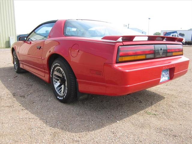 Pontiac Firebird 1989 photo 1