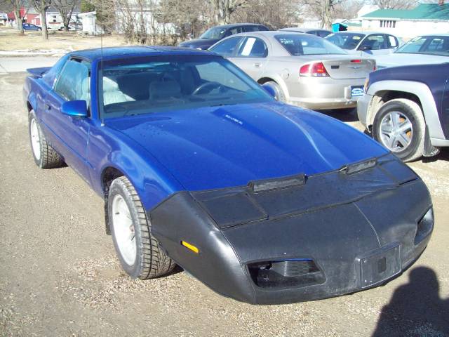 Pontiac Firebird 1991 photo 1