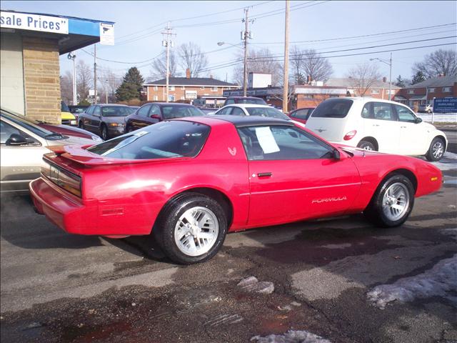 Pontiac Firebird 1992 photo 2