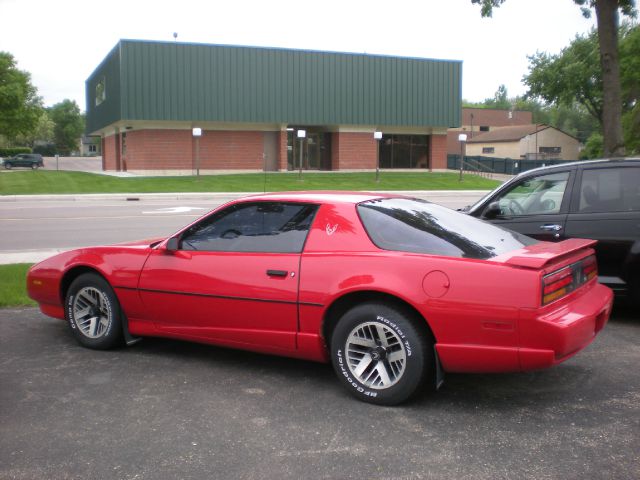 Pontiac Firebird 1992 photo 9