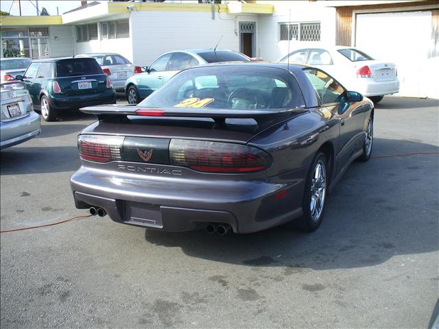 Pontiac Firebird 1993 photo 1