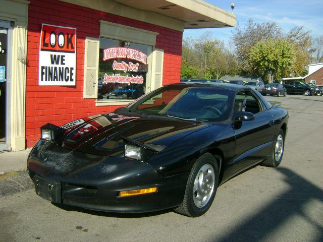 Pontiac Firebird Base Coupe