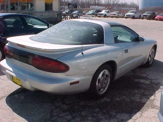 Pontiac Firebird 1995 photo 1